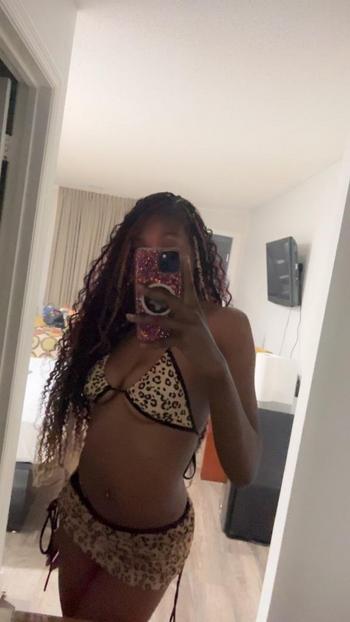 Desiire, 26  female escort, Annapolis